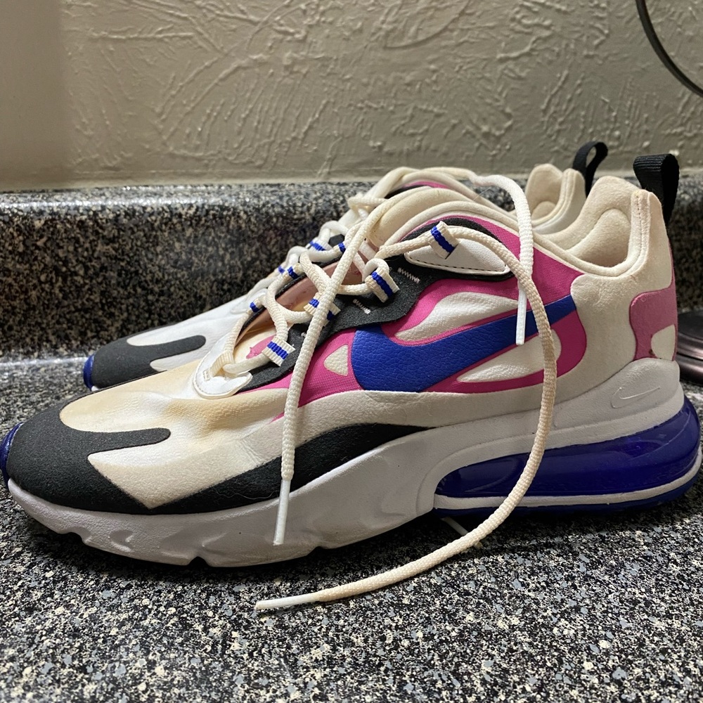 tennis shoes